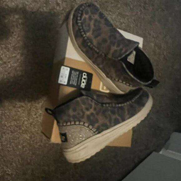 Hey Dude Shoes - Hey Dude Booties Size 5